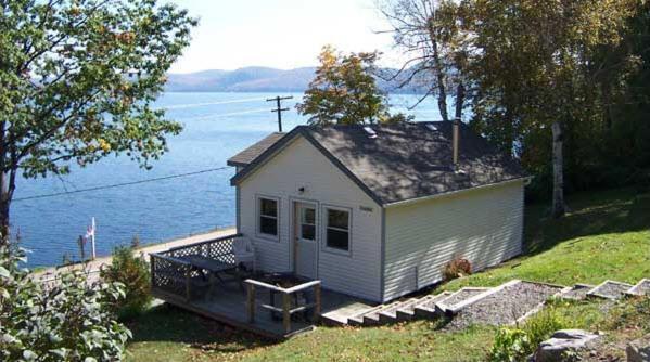 Silver Springs Cottage Resort Harcourt エクステリア 写真