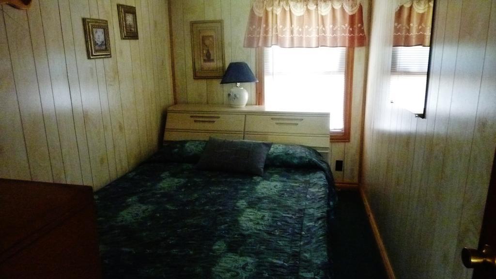 Silver Springs Cottage Resort Harcourt エクステリア 写真