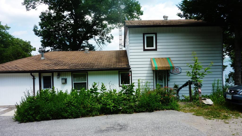 Silver Springs Cottage Resort Harcourt エクステリア 写真